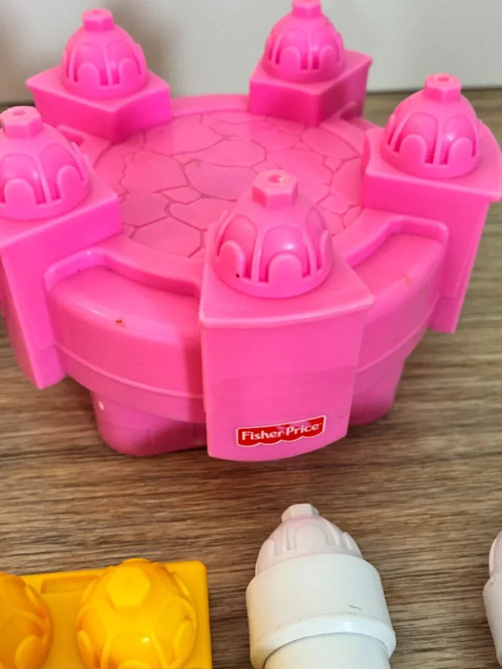 Fisher Price Pop Onz Building Block Set of 21 Mouse Princess Castle Incomplete